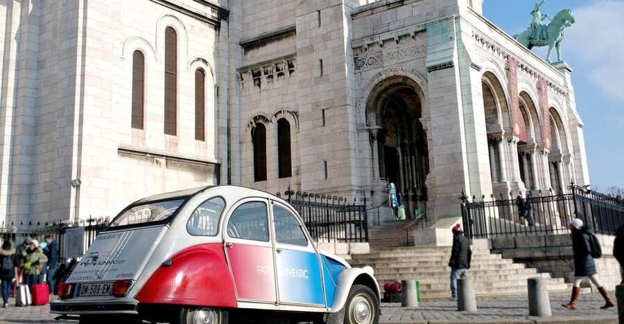 Paris: Classic Sites Tour by Vintage Citroen 2CV - Champs Elysées and the Arc de Triomphe