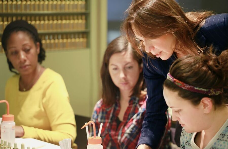 Paris: Create your Signature Scent Perfume Workshop - Selecting your 50 ml bottle