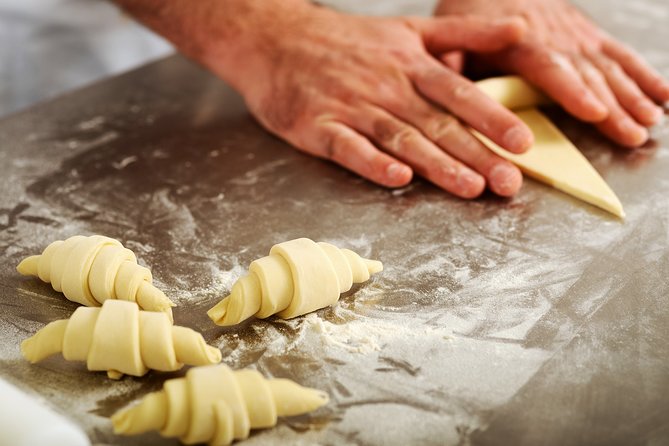 Paris Croissant Small-Group Baking Class with a Chef - Key points to know before booking