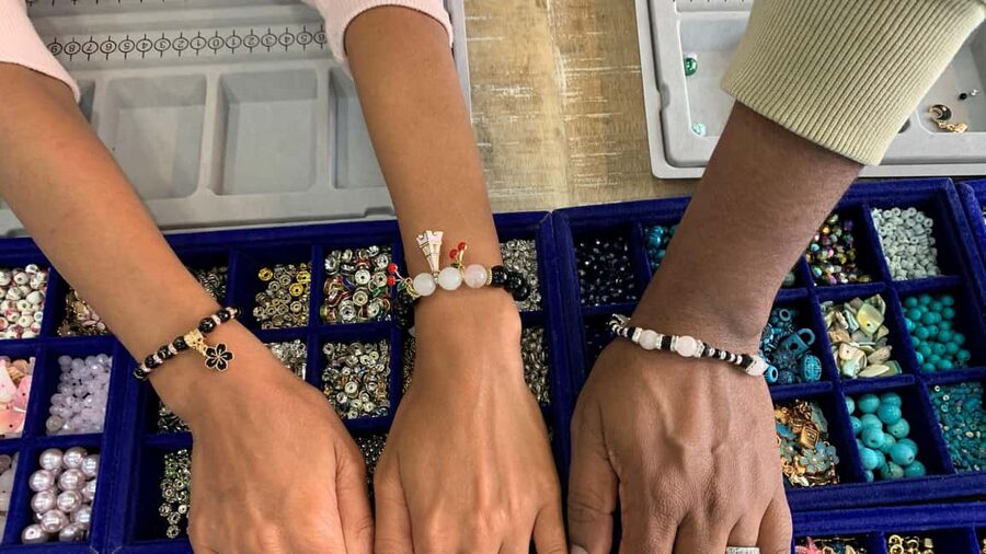 Paris: Custom Souvenir Bracelet Workshop - What you actually make in one hour