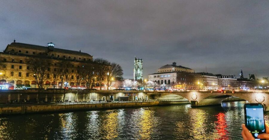 Paris: Dark History and Ghostly Guided Walking Tour - Why Paris looks different after dark