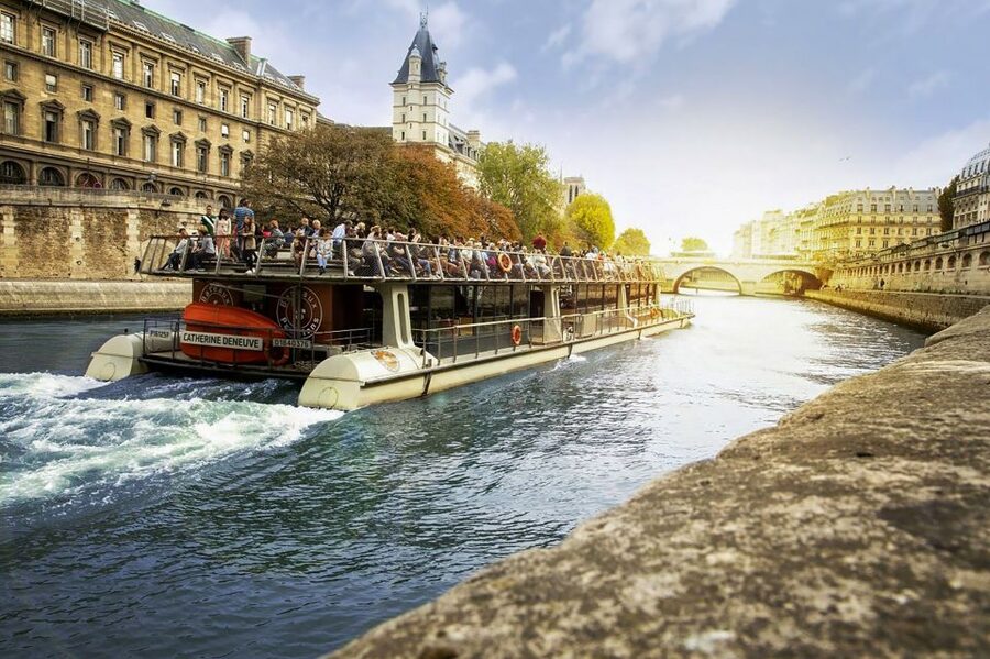 Paris: Day or Sunset Cruise with Drink, Ice Cream or Dessert - FAQ