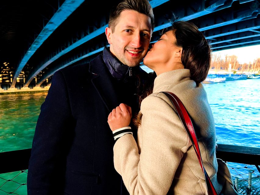 Paris: Day or Sunset Cruise with Drink, Ice Cream or Dessert - Who will enjoy this Seine cruise most?