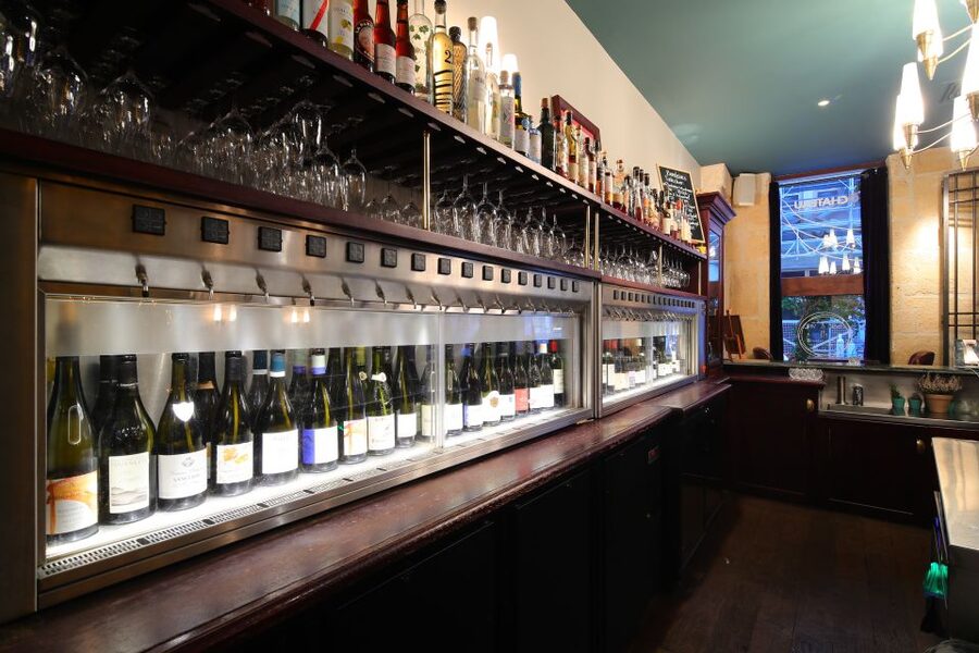 Paris: Dinner with Customized Wine Selection - Language, access, and practical details