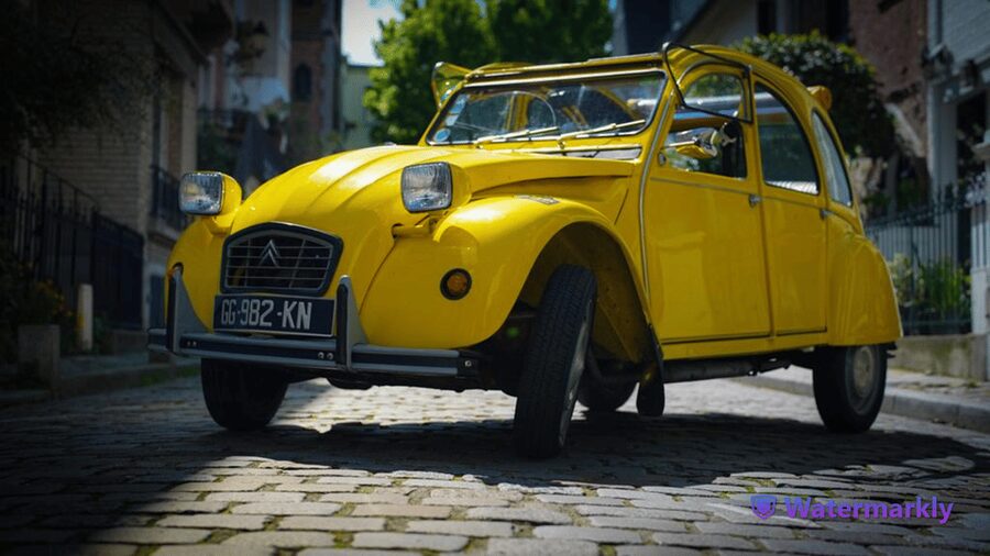 Paris: Discover Paris 2CV - Saint-Germain-l’Auxerrois, the Louvre area, and the Seine
