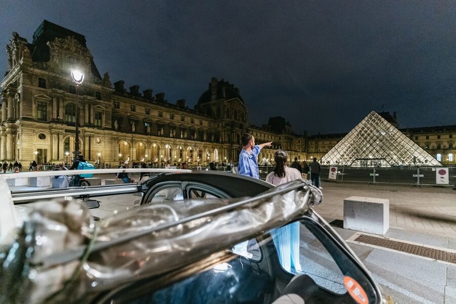 Paris: Discover Paris by Night in a Vintage Car with a Local - Why a 2CV makes Paris at night more fun