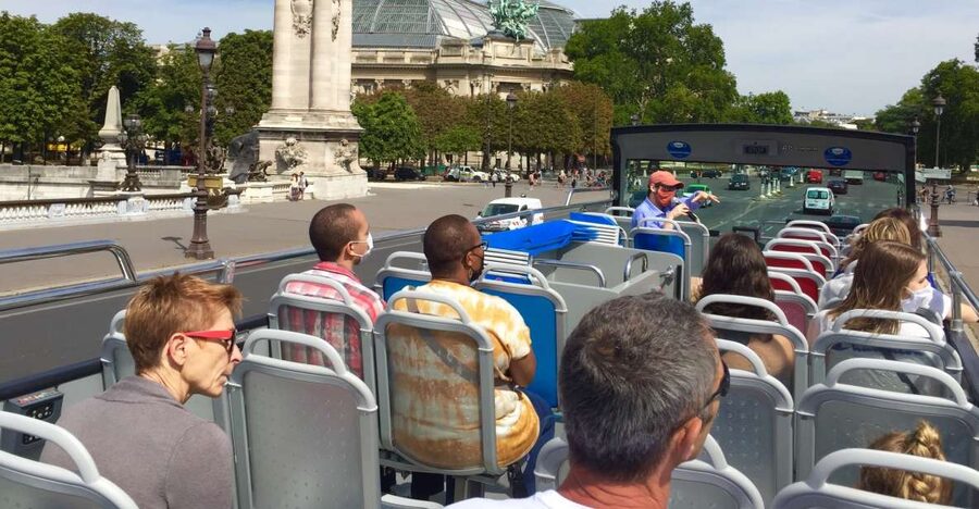 Paris: Discovery Hop-On Hop-Off and Paris by Night Tour - What you see from Opera to the Louvre