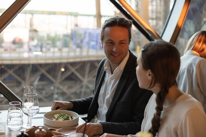 Paris Early Evening Dinner at Eiffel Tower's Madame Brasserie - My call on Madame Brasserie
