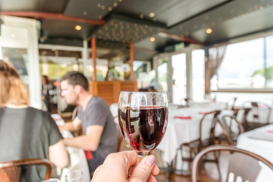 Paris: Early Evening Dinner Cruise on the River Seine - Fast service, live music, and a little sales pressure