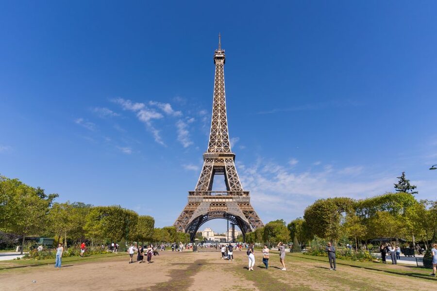 Paris: Eiffel Tower 2nd Floor or Summit Access - Who will get the most from this experience?
