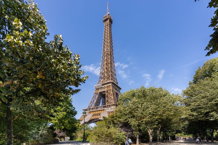 Paris: Eiffel Tower 2nd Floor or Summit Access - Staying on the tower after the guided portion
