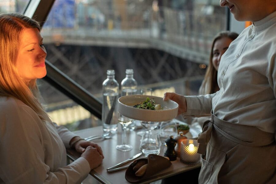 Paris: Eiffel Tower Dining, Gustave Menu at Madame Brasserie - Small details that can make the night better
