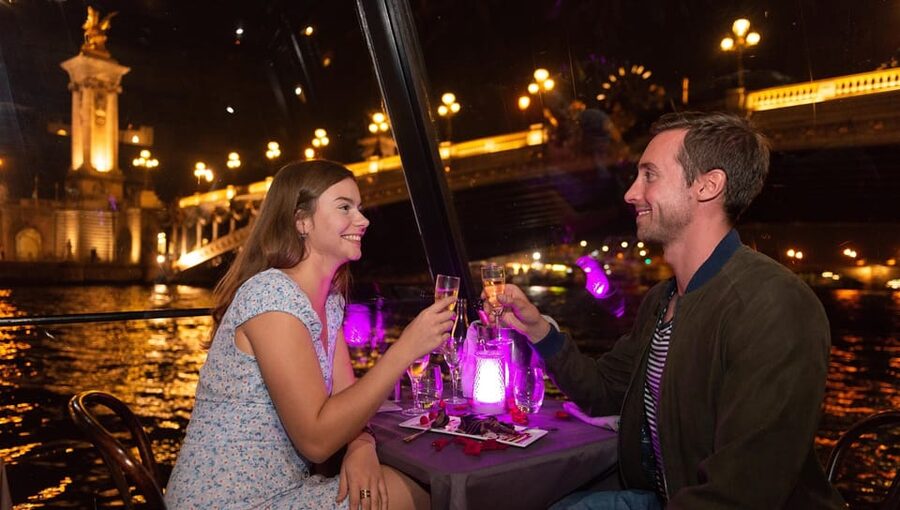 Paris: Eiffel Tower Dinner Cruise with a Moulin Rouge Show - Should you book it?