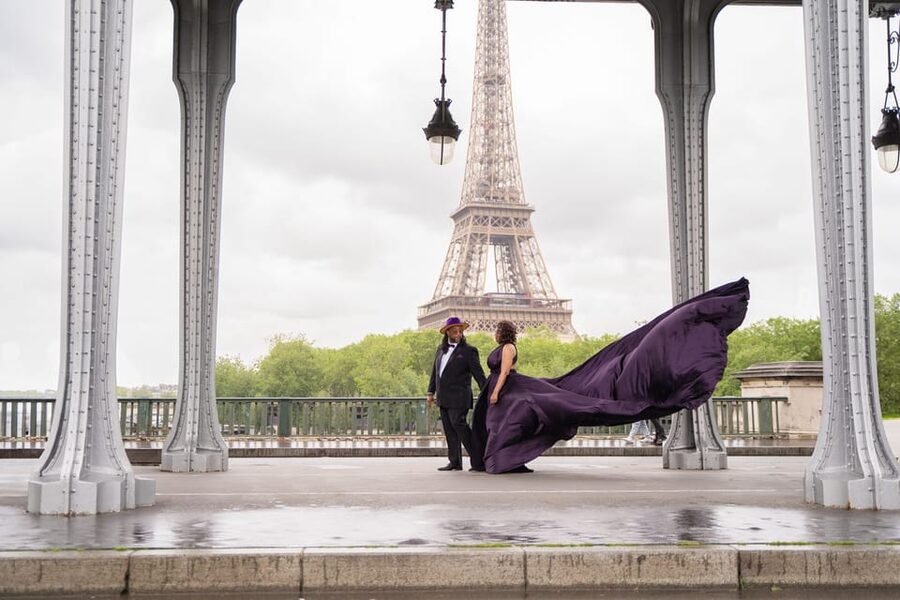 Paris: Eiffel Tower Flying-Dress Photoshoot jonadress - Timing, weather, and planning advice