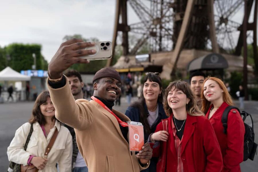 Paris: Eiffel Tower Guided Tour with Summit Access - Is $164 a fair price?