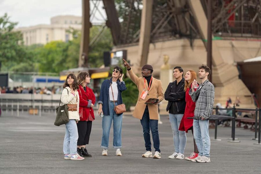 Paris: Eiffel Tower Guided Tour with Summit Access - Meeting your guide at Pont d’Iena