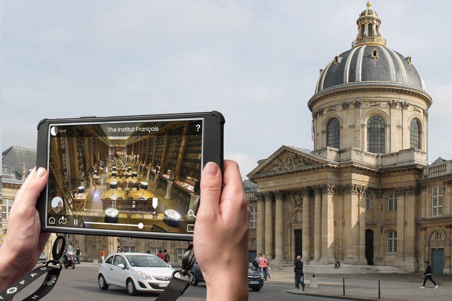 Paris: Eiffel Tower Hosted Tour, Seine Cruise and City Tour - Seeing Paris from the Seine