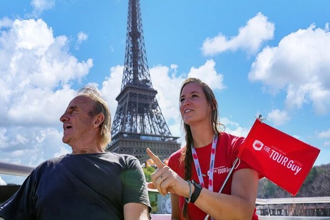 Paris Eiffel Tower, Notre Dame, Louvre and Montmartre Guided Tour - Lunch and a change of pace
