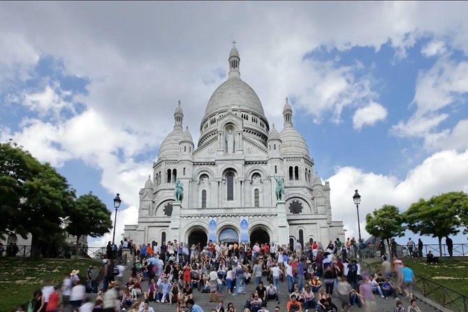 Paris Eiffel Tower, Notre Dame, Louvre and Montmartre Guided Tour - The Louvre in a focused 90-minute visit