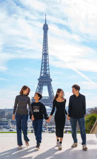 Paris: Eiffel Tower Photoshoot with a Professional - Weather, clothing, and timing advice