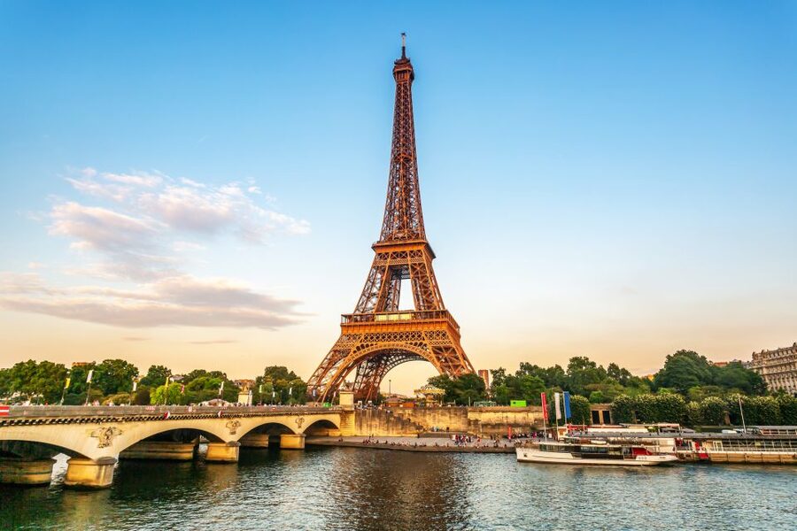 Paris: Eiffel Tower Stairs Climb to Level 2 & Summit Option - What the guide adds while you wait