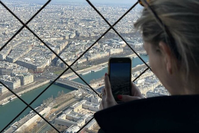 Paris: Eiffel Tower Summit Small-Group Guided Tour Max 6 People - Why the Summit Visit Is Worth Your Time