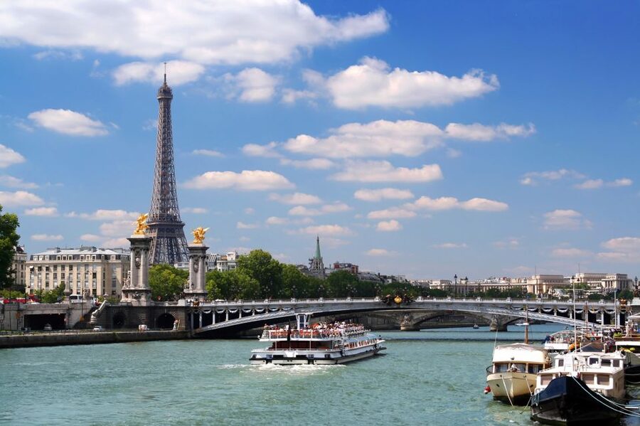 Paris: Eiffel Tower Tour & Seine River Cruise Tour - Key points to know before booking