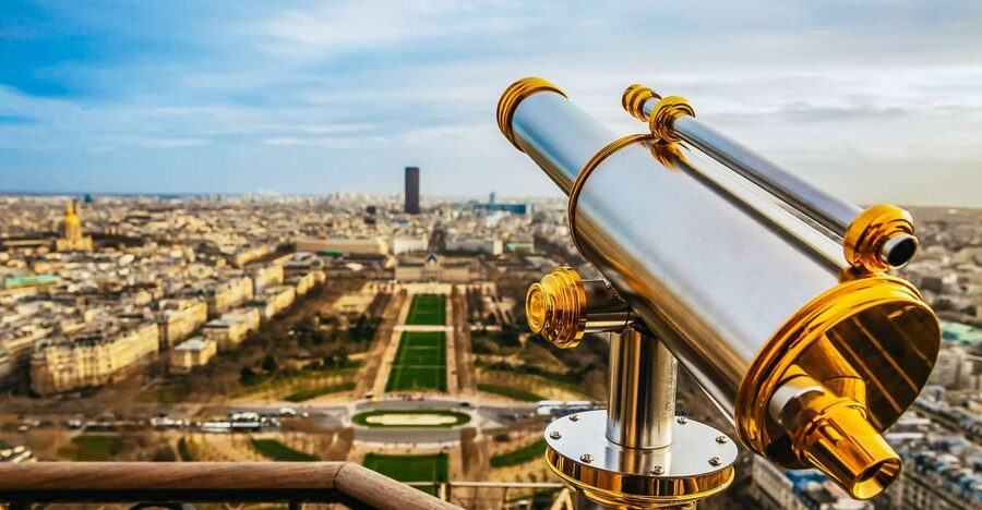 Paris: Eiffel Tower Tour with Summit or 2nd Floor Access - Starting across the Seine on Rue de la Manutention