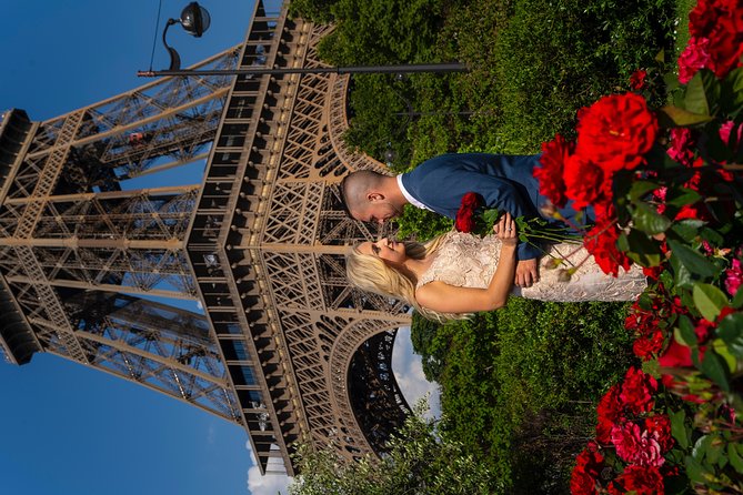 Paris Eiffel Tower Wedding Vows Renewal Ceremony with Photo Shoot - Île des Cygnes: a quieter river setting