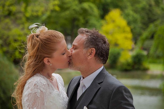 Paris Eiffel Tower Wedding Vows Renewal Ceremony with Photo Shoot - Trocadero Gardens and the ceremony