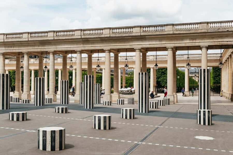 Paris: Emily TV Show Locations Guided Walking Tour - Place de Valois and Emily’s working world