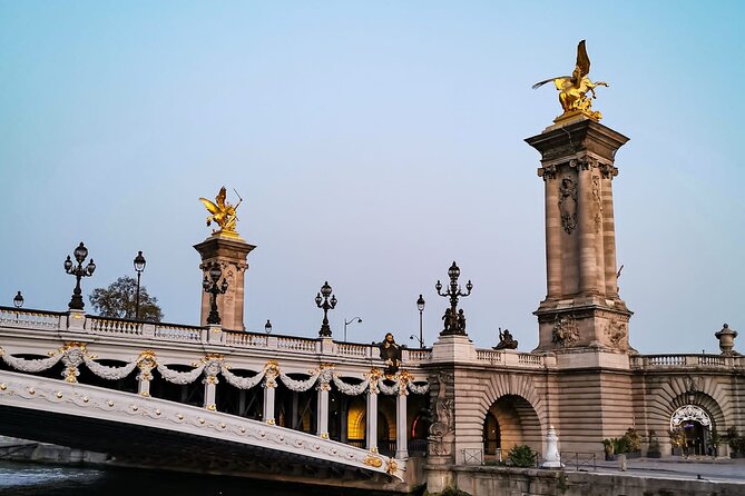 Paris en Scene 3 Course Seine River Dinner Cruise - The Louvre and Place de la Concorde from the water