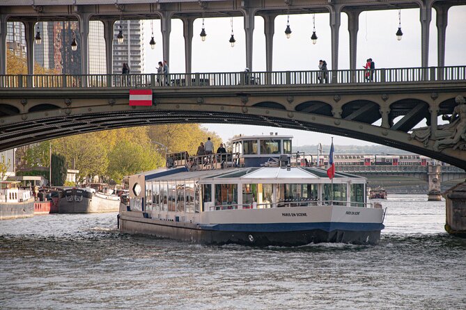 Paris en Scene 3 Course Seine River Dinner Cruise - Alexandre III Bridge and the Grand Palais