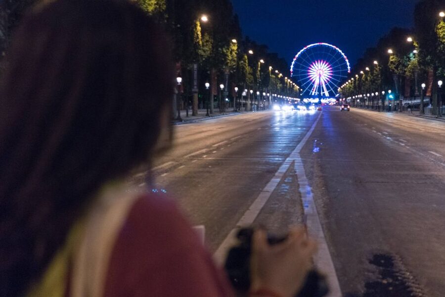 Paris: Evening Bike and Boat Tour - A one-hour break on the Seine