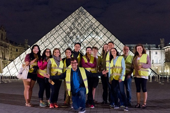 Paris Evening Bike Tour with 1-hour Seine River Cruise - The one-hour Seine cruise
