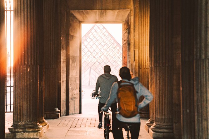 Paris Evening City of Lights Small Group Bike Tour & Boat Cruise - Starting at 27 Rue Bosquet