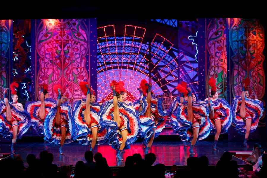 Paris: Evening Sightseeing Tour and Moulin Rouge Show - The evening begins at Place de Sydney