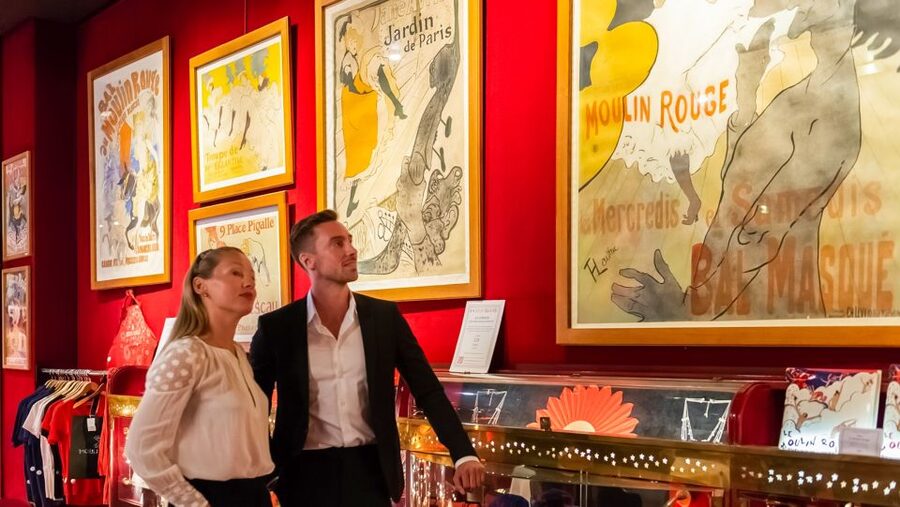 Paris: Evening Sightseeing Tour and Moulin Rouge Show - My call: book it for the show, not the sightseeing