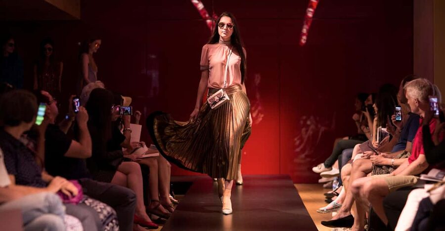 Paris: Fashion Show at Galeries Lafayette Haussmann - Seating, timing, and the best view
