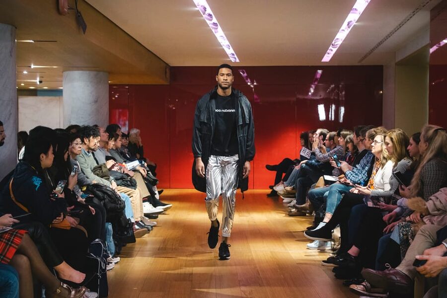 Paris: Fashion Show at Galeries Lafayette Haussmann - Is $29 a fair price?