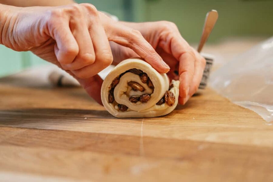 Paris: French Croissant Baking Class with a Chef - Why the small group matters