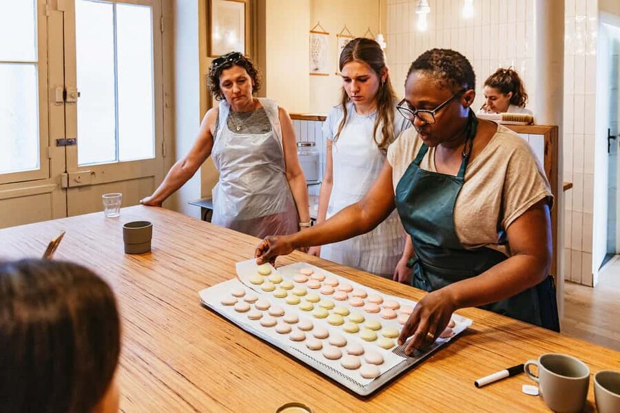 Paris: French Macaron Culinary Class with a Chef - Key points at a glance