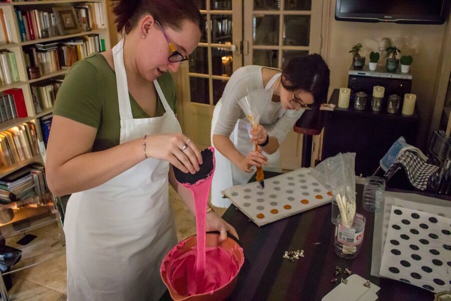 Paris: French Macarons Baking Class with a Parisian Chef - The three-hour baking lesson
