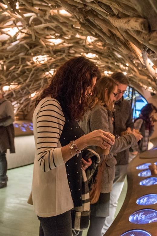 Paris: French Wine Experience in Parisian Cellar - Entering the Caves du Louvre