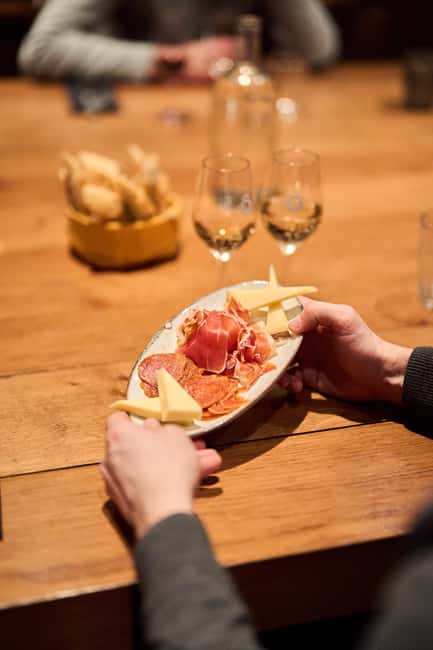 Paris: French Wine Tasting Class with Sommelier - Bread, water, and the €15 food option