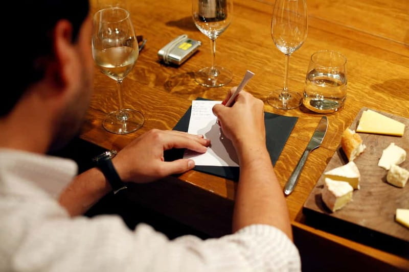 Paris: French Wine Tasting Class with Sommelier - Why the 5pm timing works well