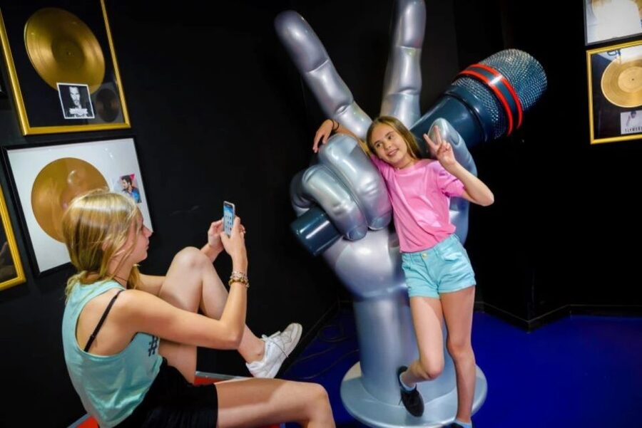 Paris: Grèvin Wax Museum and Seine River Cruise Tickets - Inside Grévin, Paris’s celebrity-filled wax museum