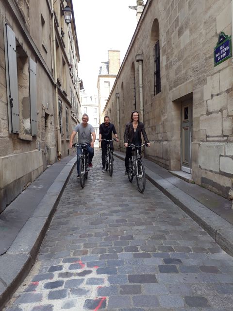 Paris: Guided Bike Tour Like a Local - Why a bike is such a good way to see central Paris