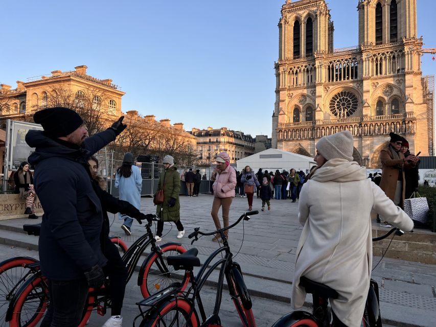 Paris: Guided City Highlights Bike Tour - Pont Alexandre III and the grand westward route