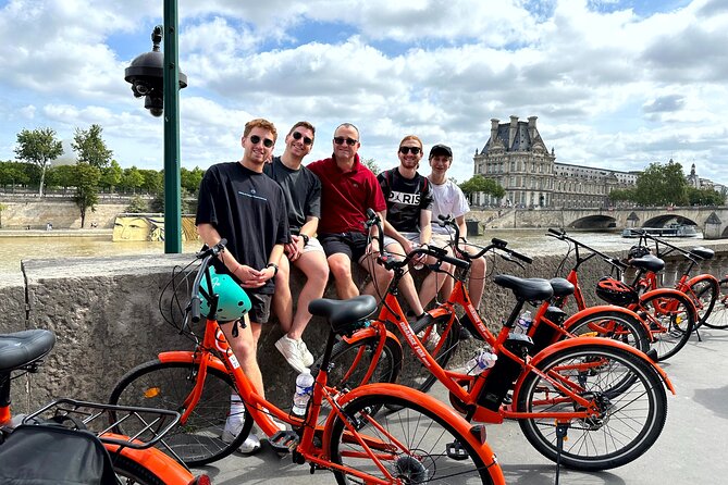 Paris Guided City Sightseeing Tour by Bike or E-Bike - Guide quality, safety, and group size